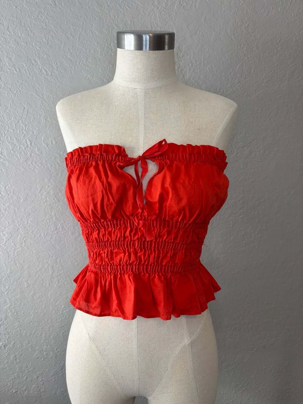 H&M Sleeveless Peplum Top